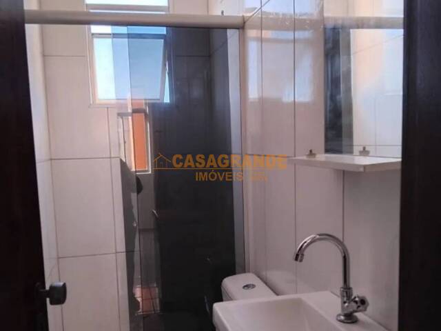 Apartamento para Venda em São José dos Campos - 4