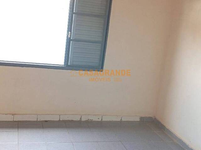 Casa para Locação em São José dos Campos - 4