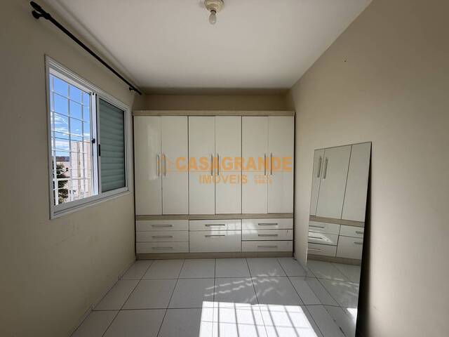 Apartamento para Venda em São José dos Campos - 4