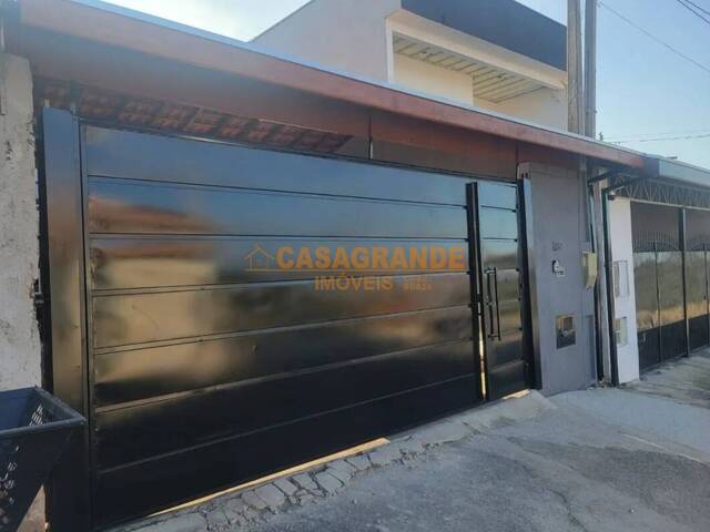 Casa para Venda em São José dos Campos - 4