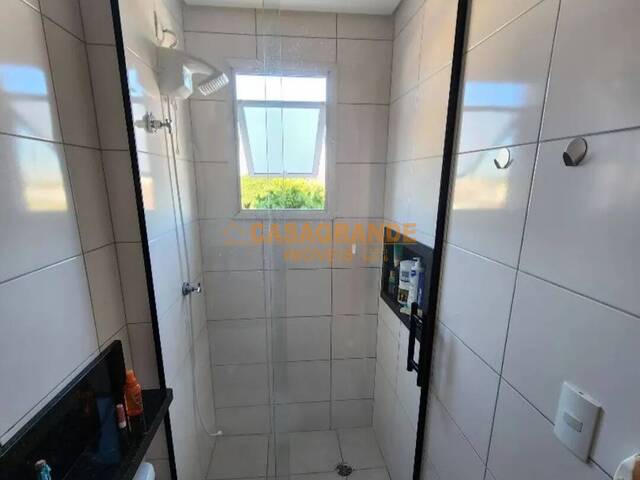 Apartamento para Venda em São José dos Campos - 4