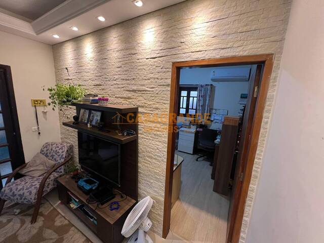 Casa para Venda em São José dos Campos - 5