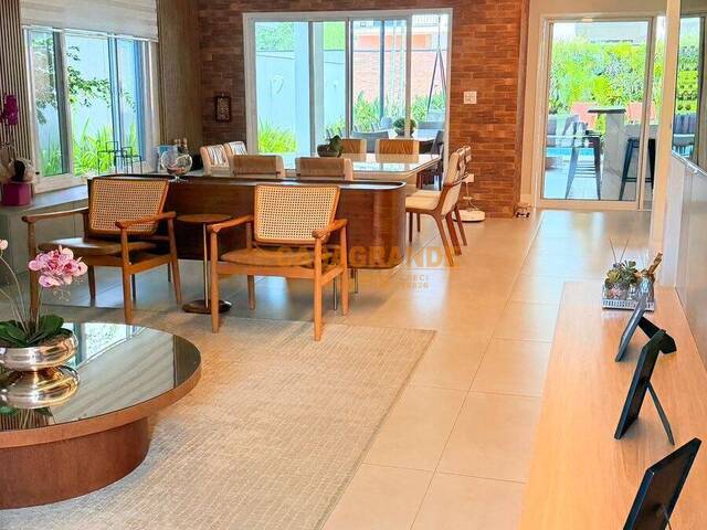 Casa para Venda em São José dos Campos - 5