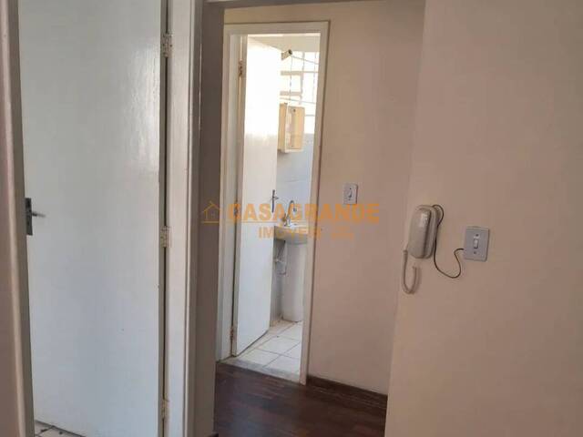 Apartamento para Venda em São José dos Campos - 4