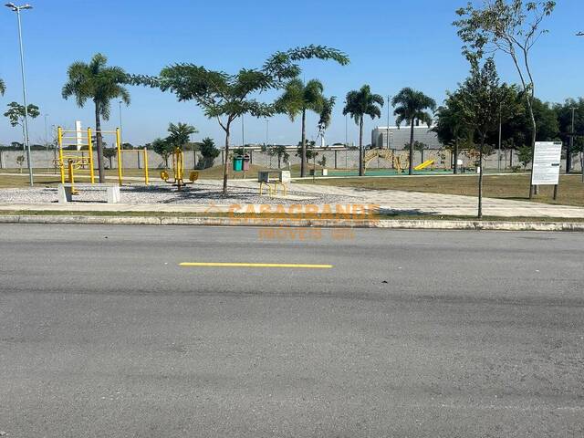 Terreno para Venda em São José dos Campos - 4