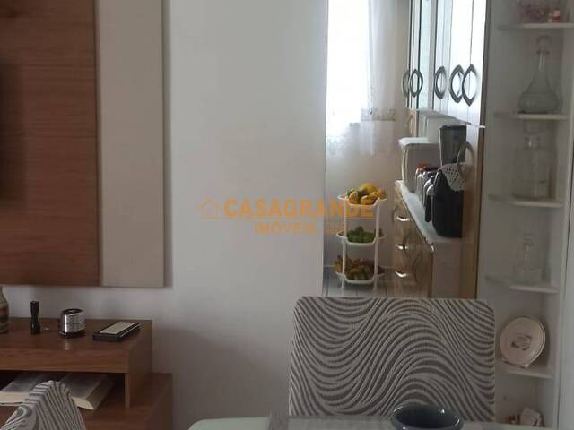 Apartamento para Venda em São José dos Campos - 4