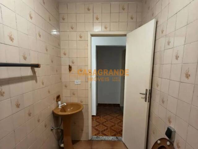 Casa para Venda em São José dos Campos - 5