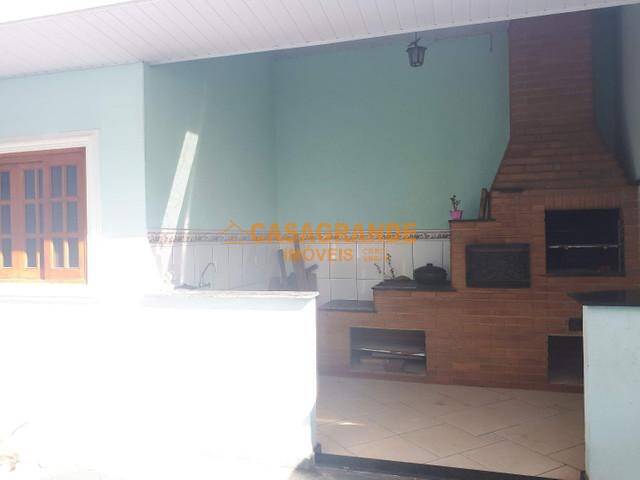 Casa para Venda em São José dos Campos - 4