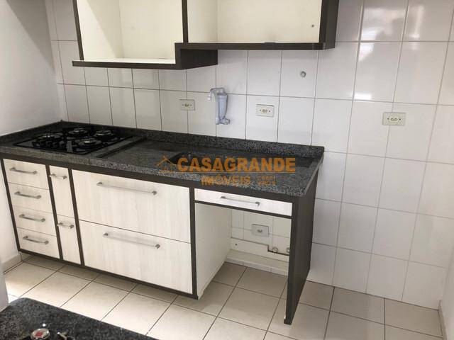 Casa para Venda em São José dos Campos - 3