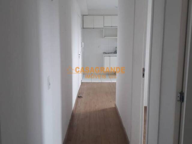 Apartamento para Locação em São José dos Campos - 4