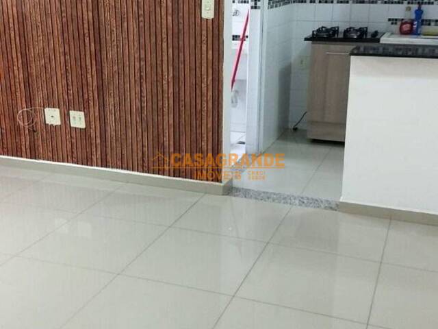 Apartamento para Locação em São José dos Campos - 2