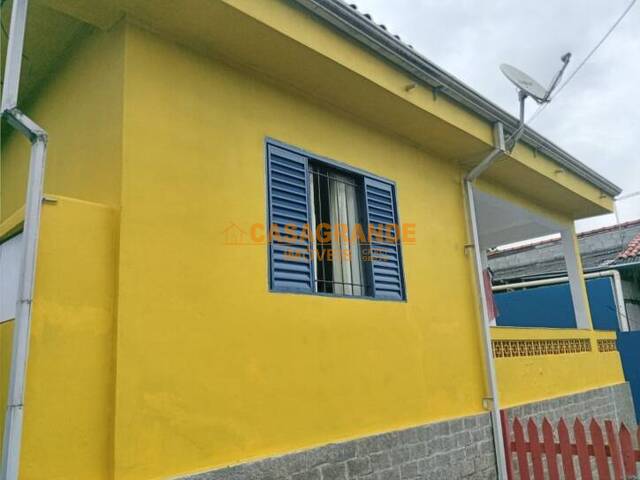 Casa para Venda em São José dos Campos - 1