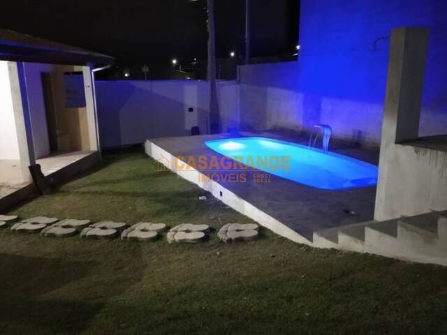 Casa para Venda em São José dos Campos - 5