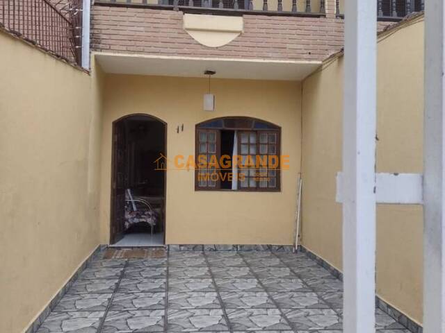 #CA1839 - Casa para Venda em Caraguatatuba - SP - 2