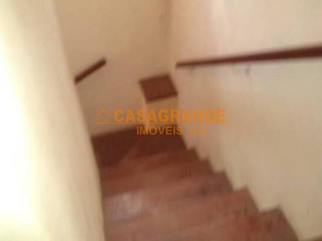 Casa para Venda em São José dos Campos - 2