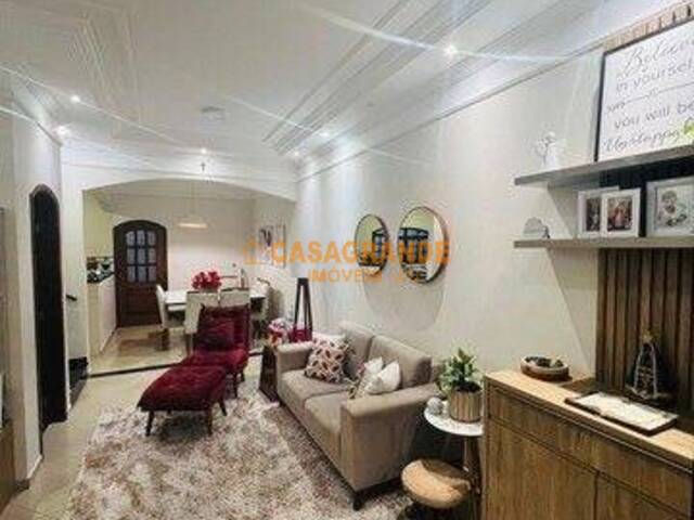 Casa para Venda em São José dos Campos - 5