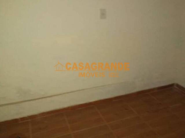 Casa para Venda em São José dos Campos - 5